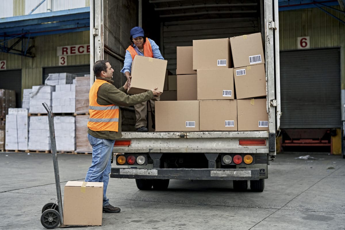 Outbound and Inbound Logistics: What They Are and How to Optimize