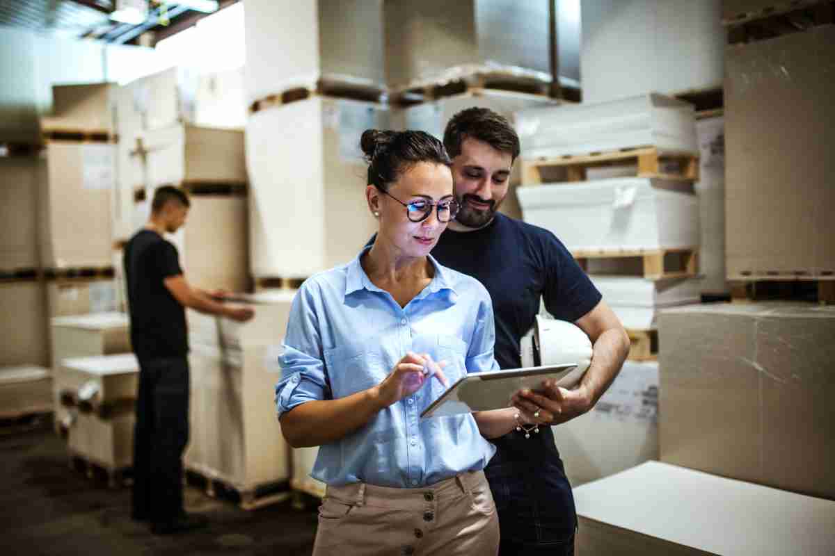 Major Warehouse Management System Types: Learn the Differences (2023 Guide)